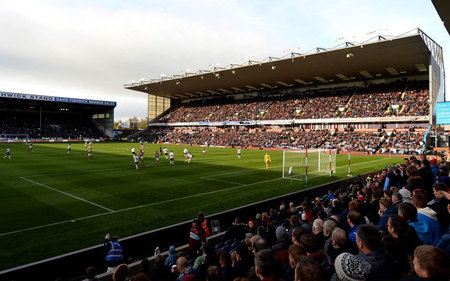 洛卡特利的 洛卡特利的